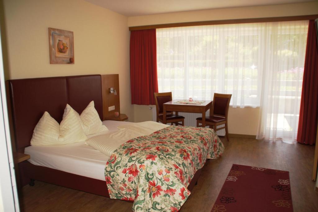 Mountain Motel Kaprun Buitenkant foto