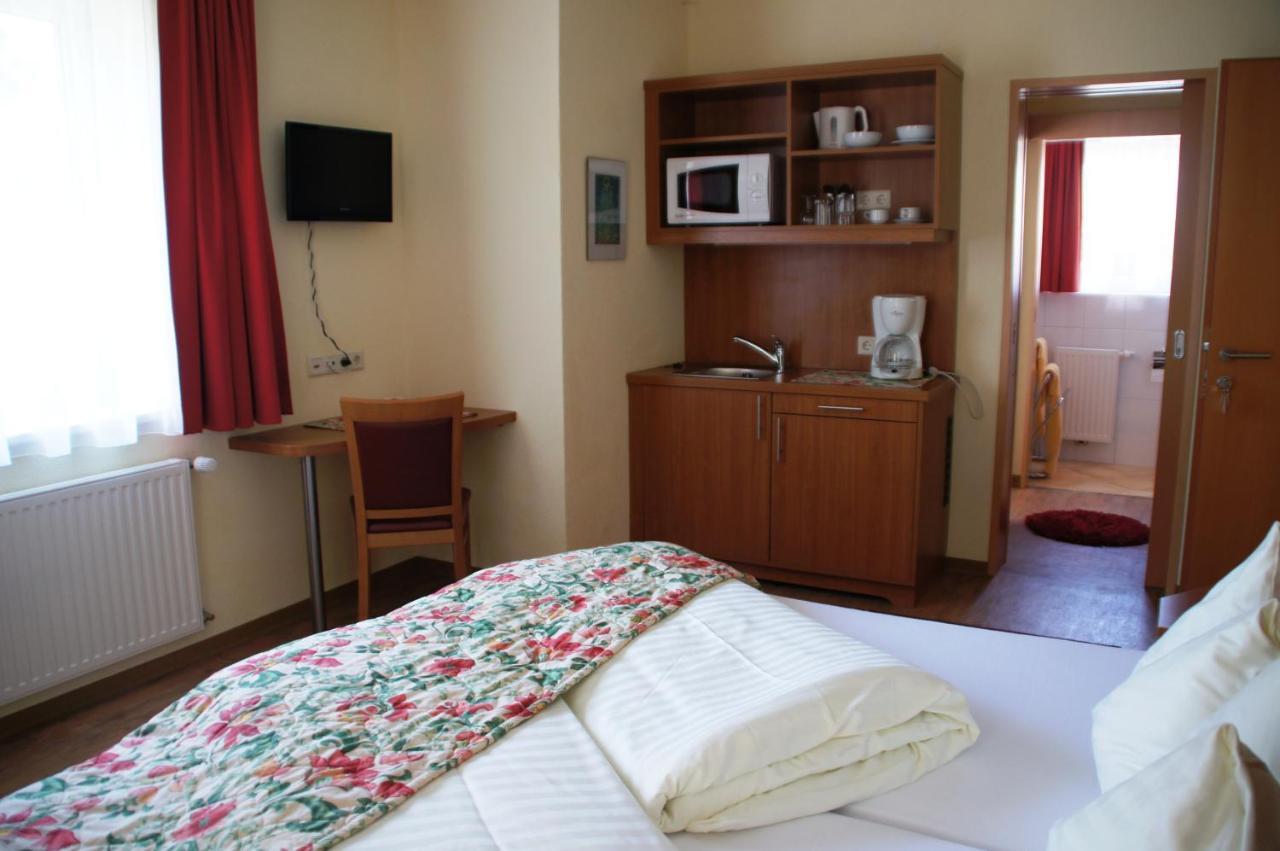 Mountain Motel Kaprun Buitenkant foto